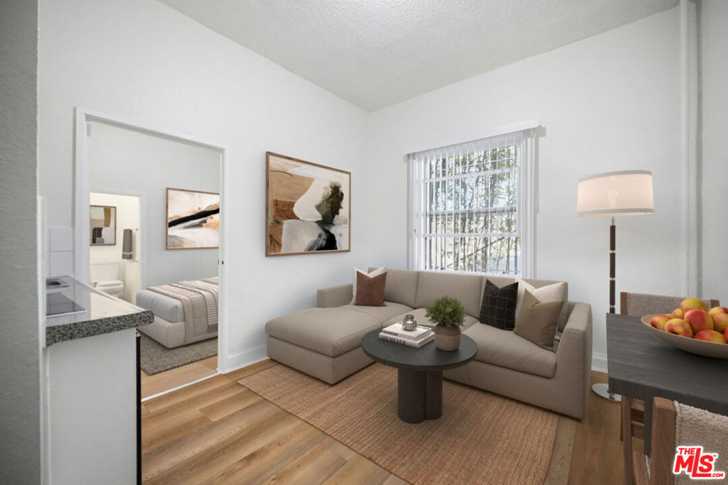 729 S Union Avenue - Photo 2