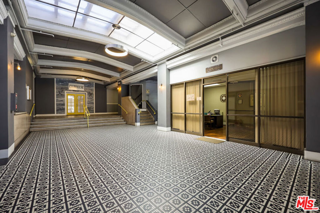 729 S Union Avenue - Photo 28