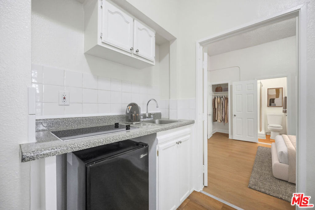 729 S Union Avenue - Photo 6