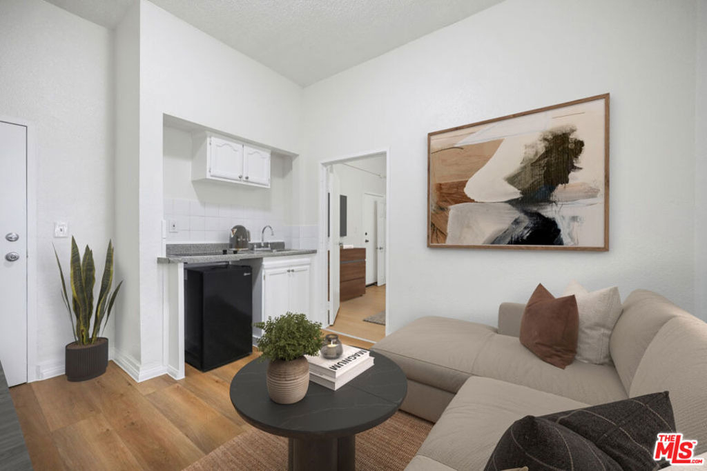 729 S Union Avenue - Photo 5