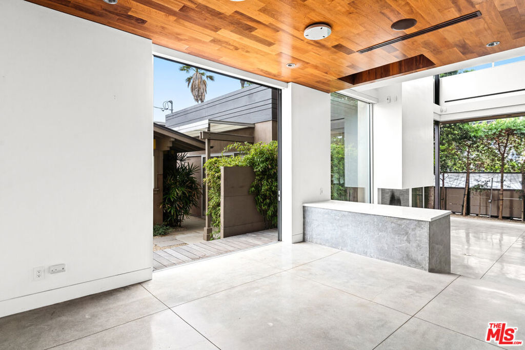 524 Rialto Avenue - Photo 12