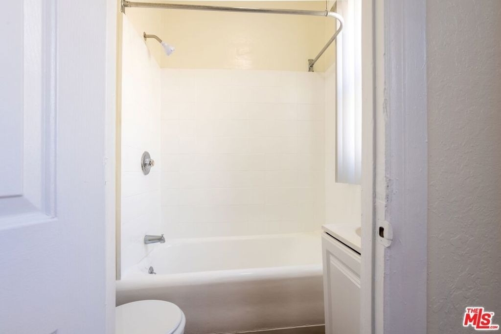 729 S Union Avenue - Photo 4