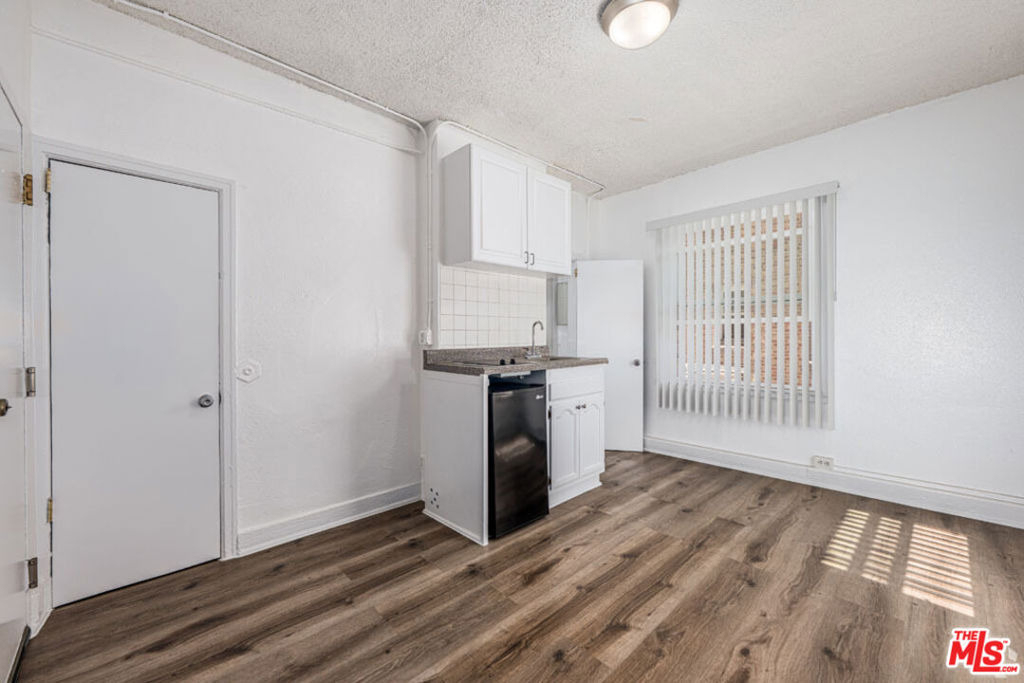 729 S Union Avenue - Photo 5