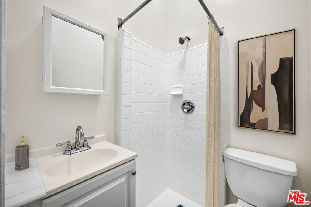 729 S Union Avenue - Photo 16
