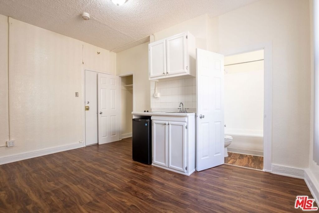 729 S Union Avenue - Photo 3