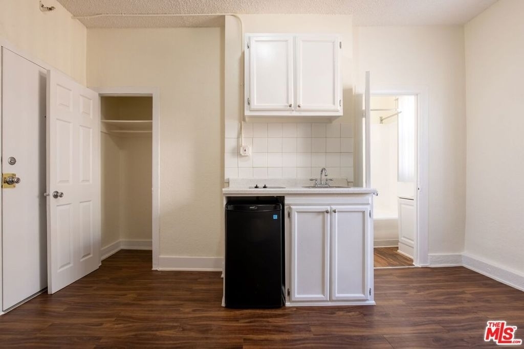 729 S Union Avenue - Photo 2
