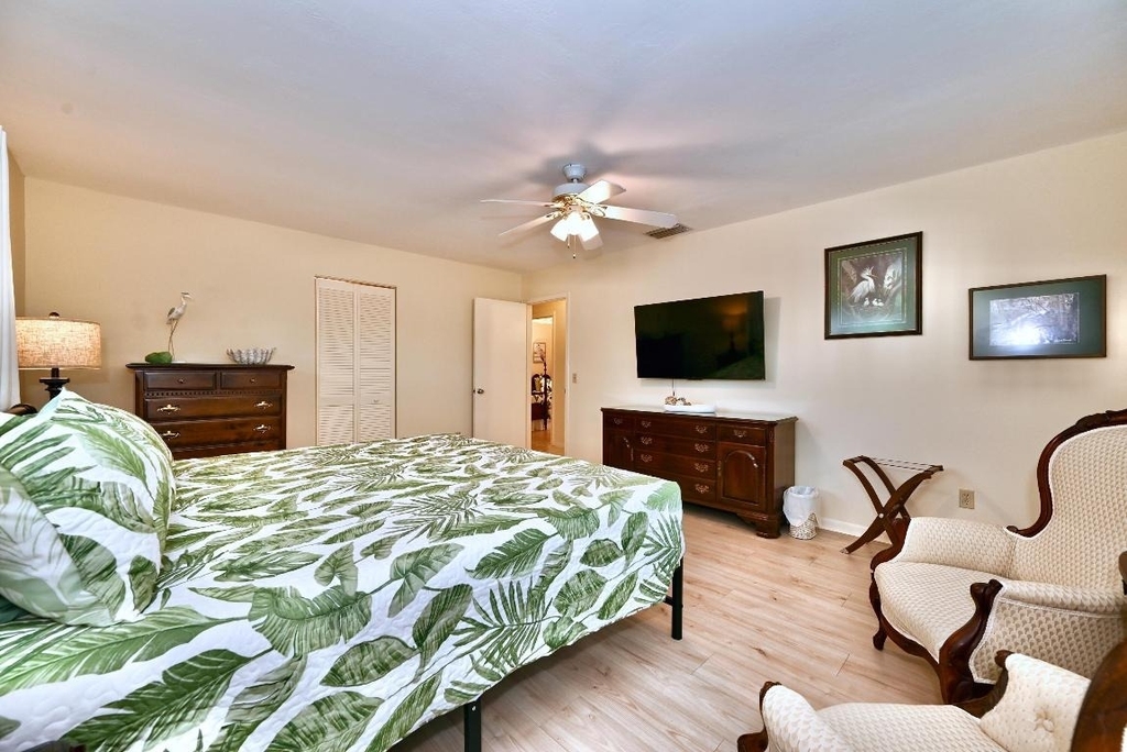 129 Alhambra Place - Photo 16