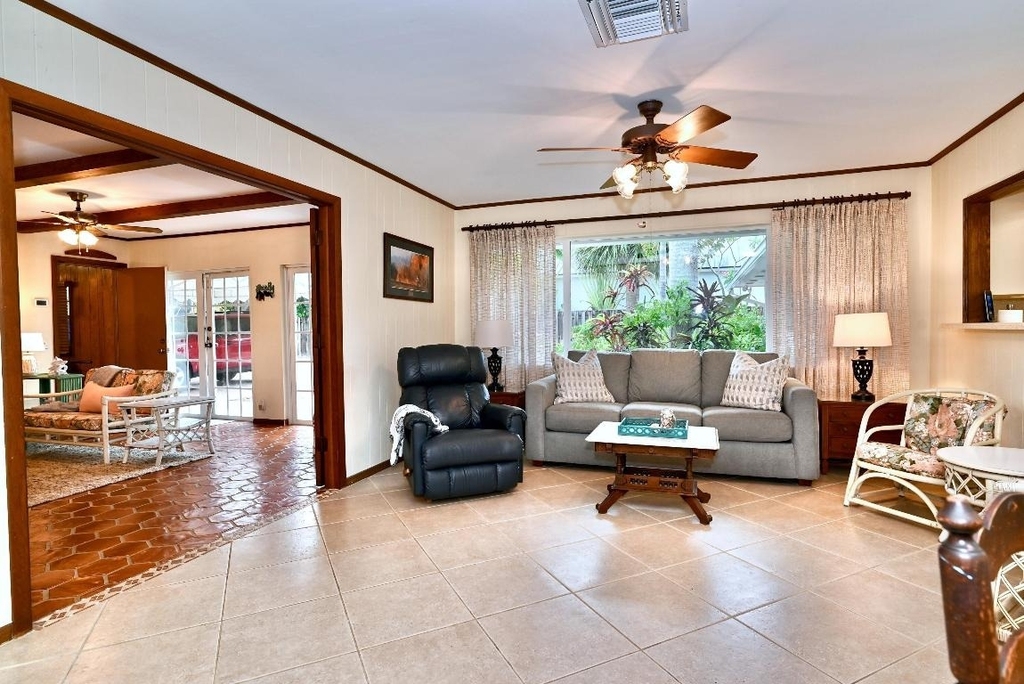 129 Alhambra Place - Photo 27