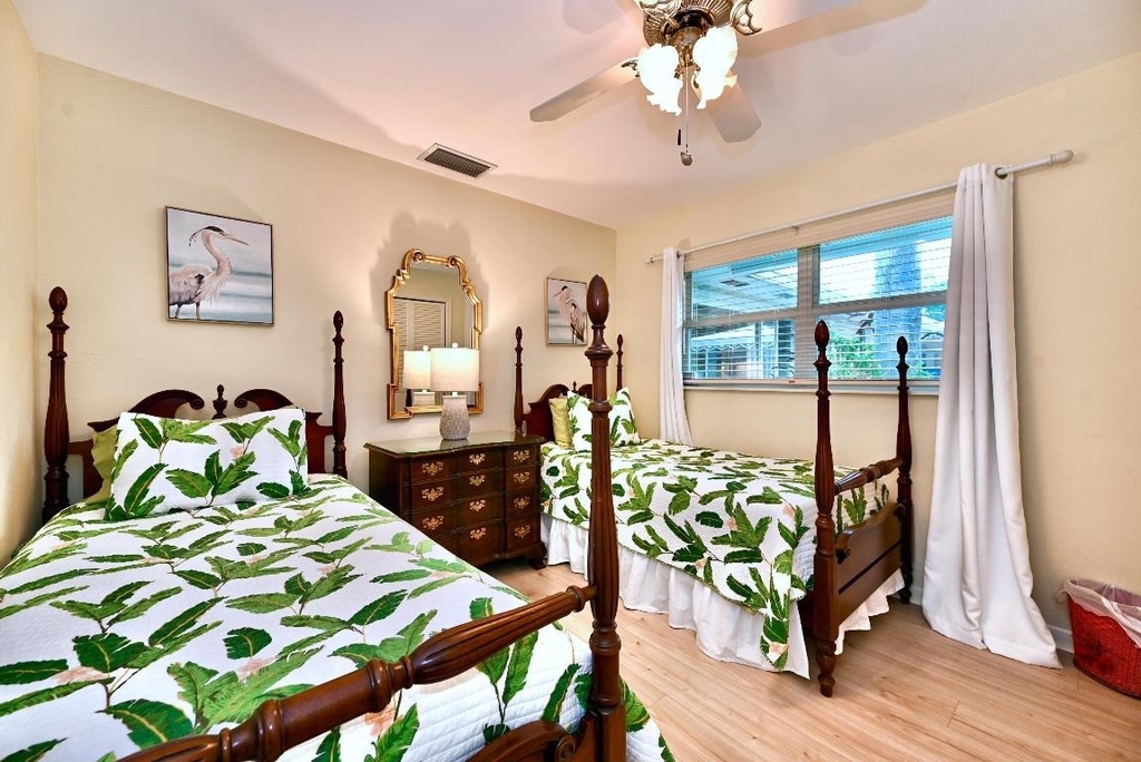 129 Alhambra Place - Photo 20