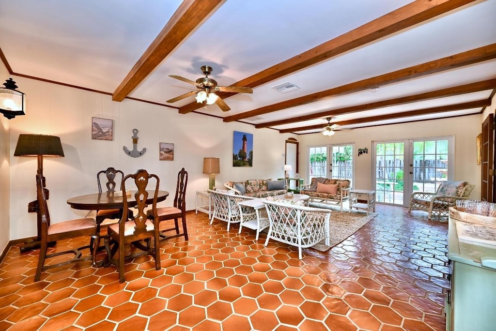 129 Alhambra Place - Photo 29