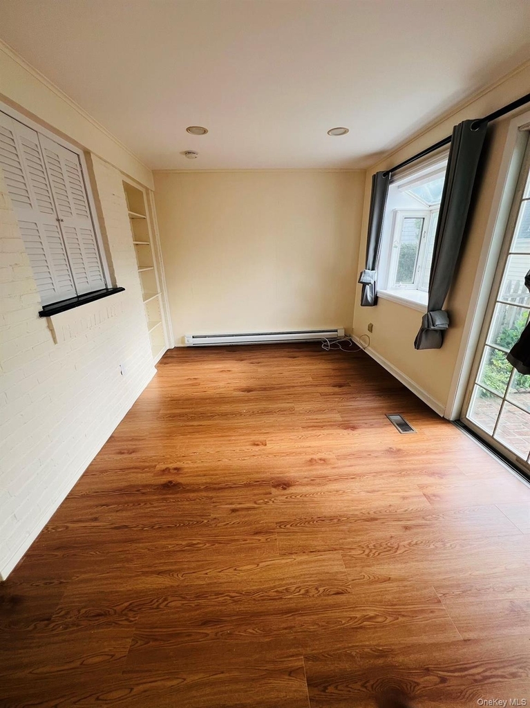 19 Travers Street - Photo 9