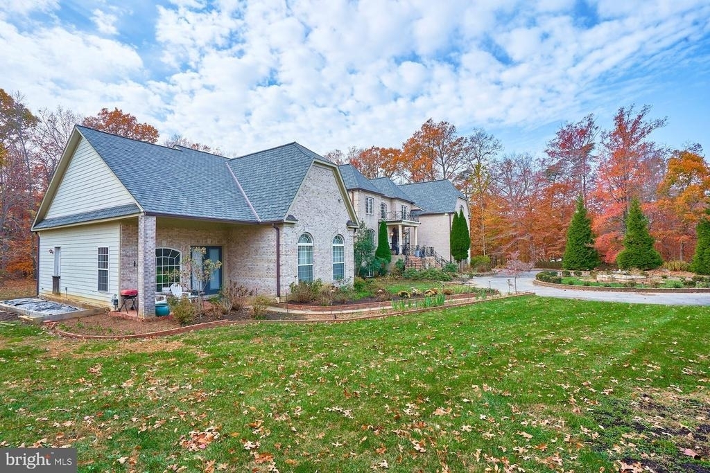 12815 Braddock Road - Photo 18