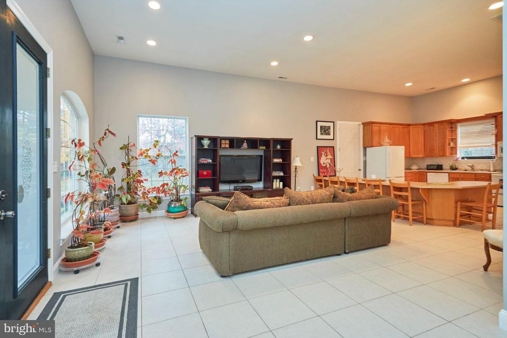12815 Braddock Road - Photo 3