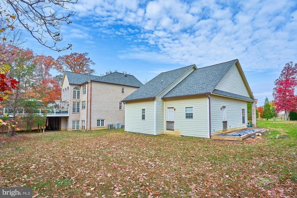 12815 Braddock Road - Photo 17