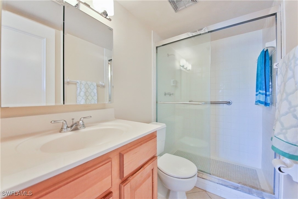 1100 Gulf Shore Boulevard N - Photo 16
