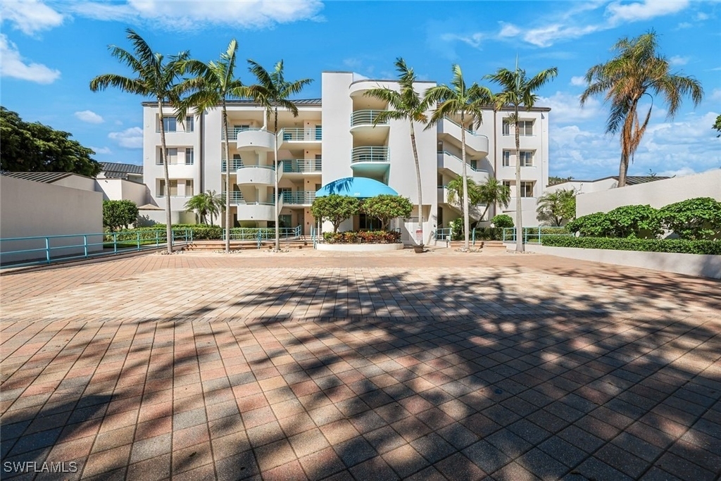 355 Park Shore Drive - Photo 19