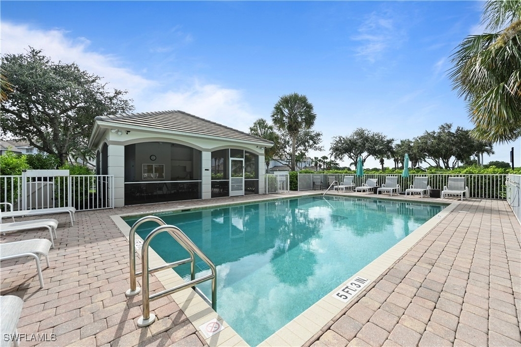 6815 Ascot Drive - Photo 23