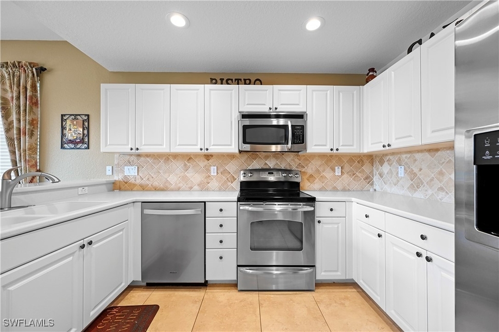6815 Ascot Drive - Photo 3