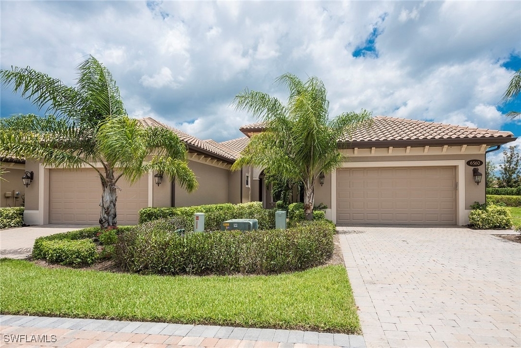 6560 Roma Way - Photo 0