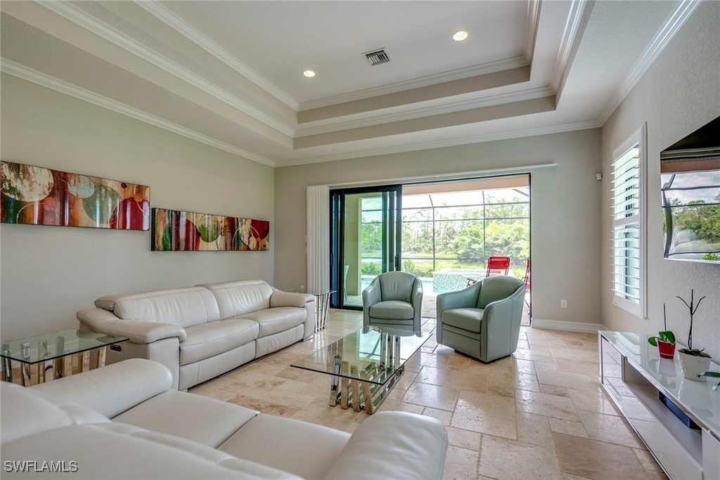6560 Roma Way - Photo 3