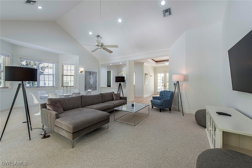 860 7th Street S - Photo 2
