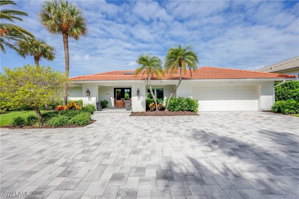 4611 Crayton Road - Photo 1