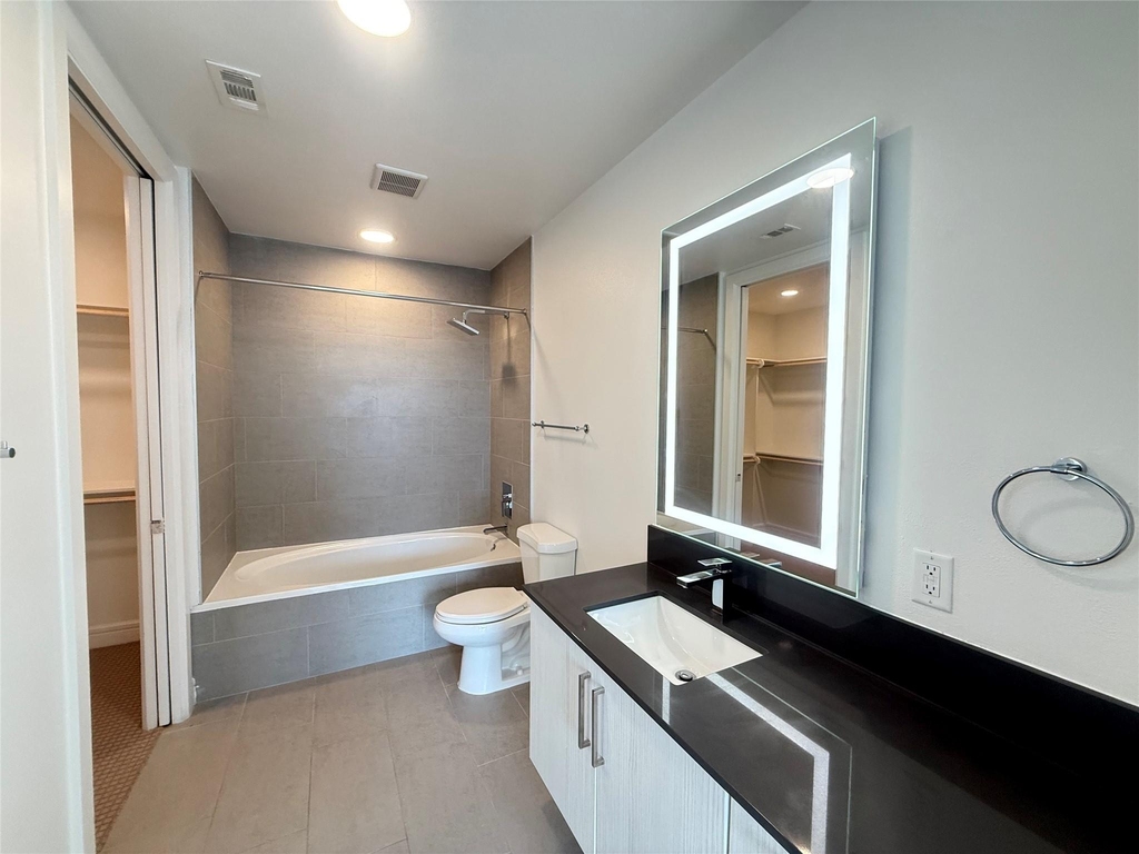 3300 Main St - Photo 5