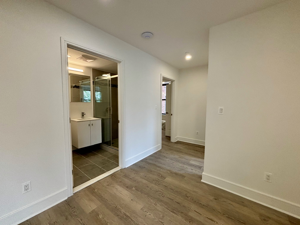 45 West 81st Street - Photo 3