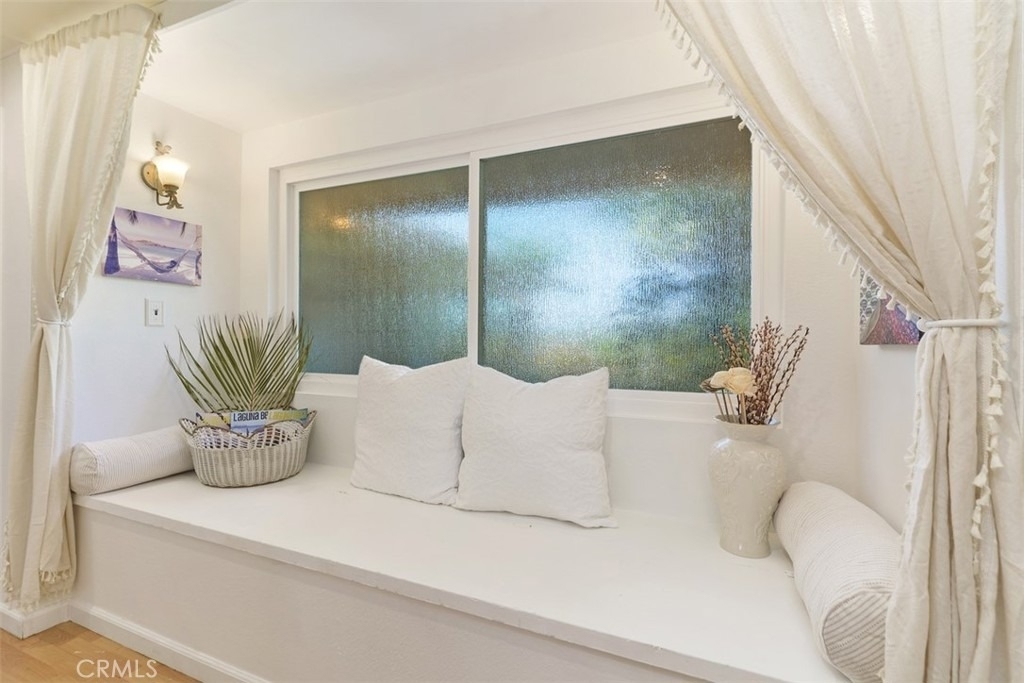 3068 Zell Drive - Photo 18