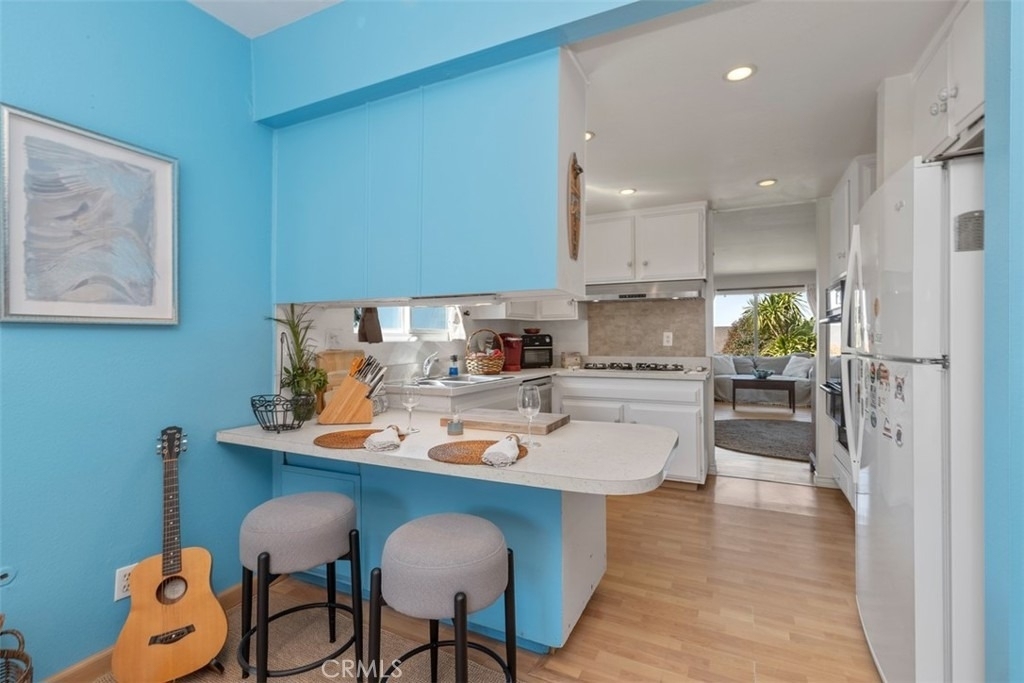 3068 Zell Drive - Photo 11