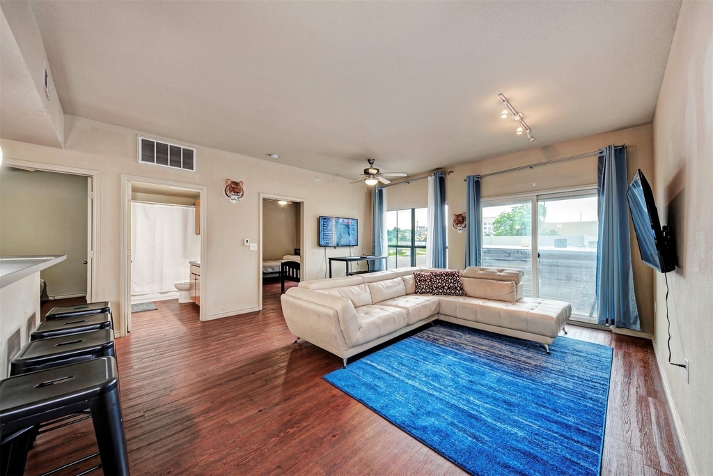 5117 N Lamar Blvd - Photo 3