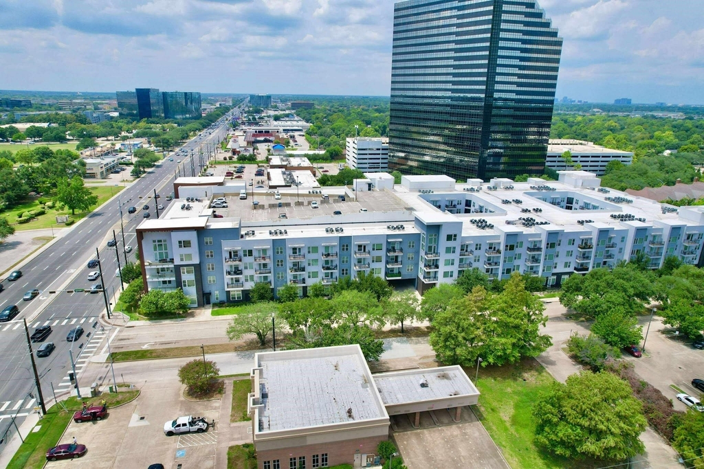 2525 Citywest Boulevard - Photo 14