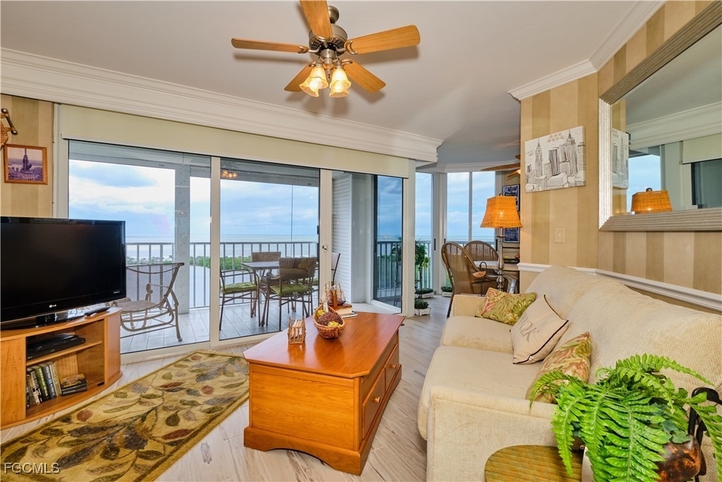 5550 Heron Point Drive - Photo 17