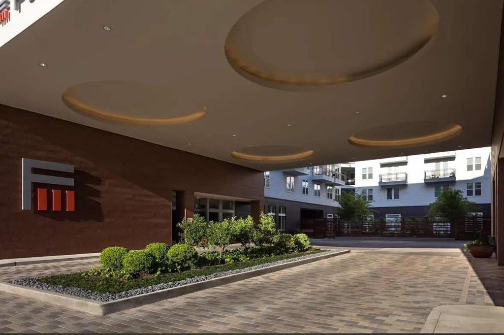 2525 Citywest Boulevard - Photo 6