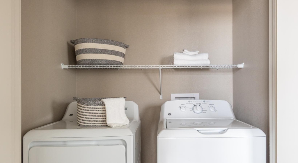 2525 Citywest Boulevard - Photo 7