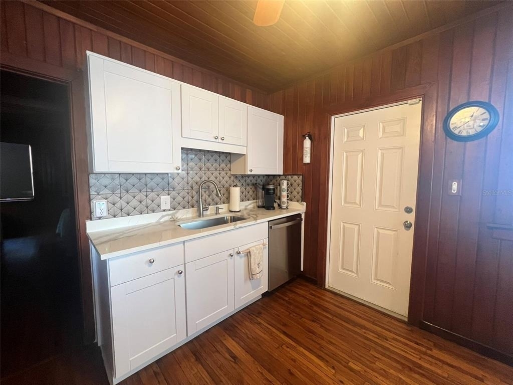 5 82nd Avenue - Photo 15