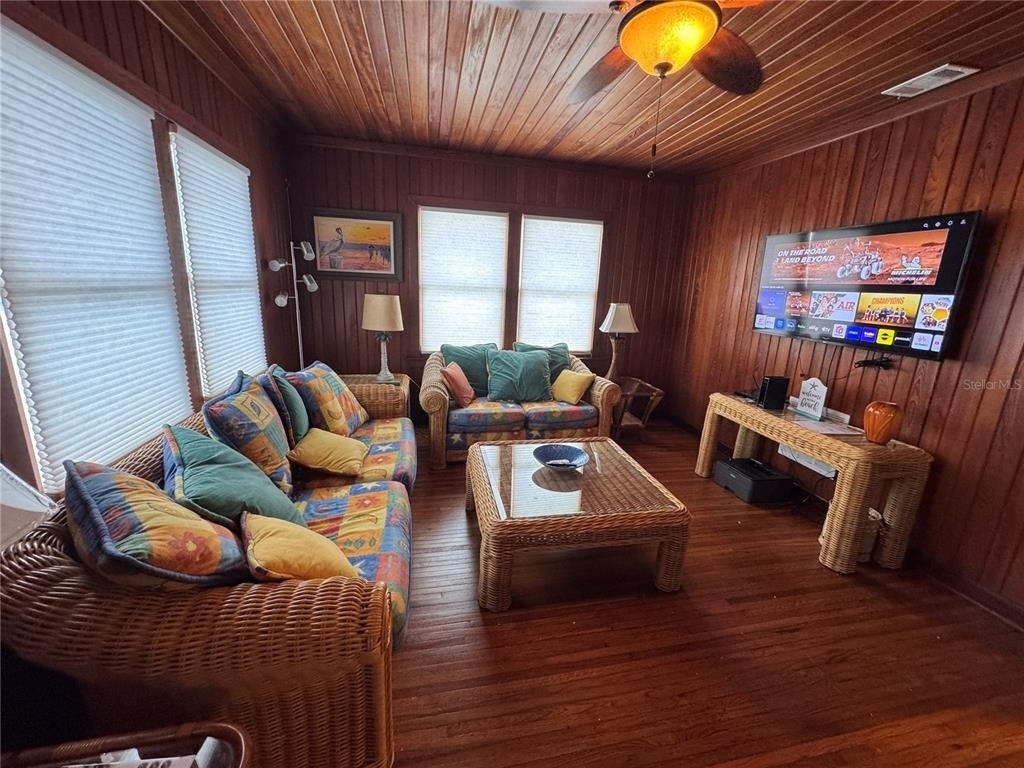 5 82nd Avenue - Photo 11