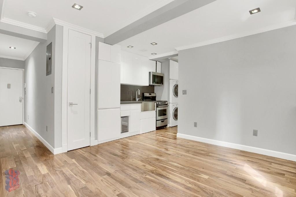 2100 2nd Avenue - Photo 1