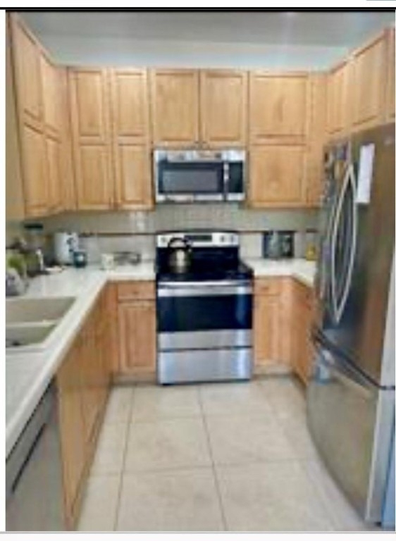 872 Nw 130th Avenue - Photo 2