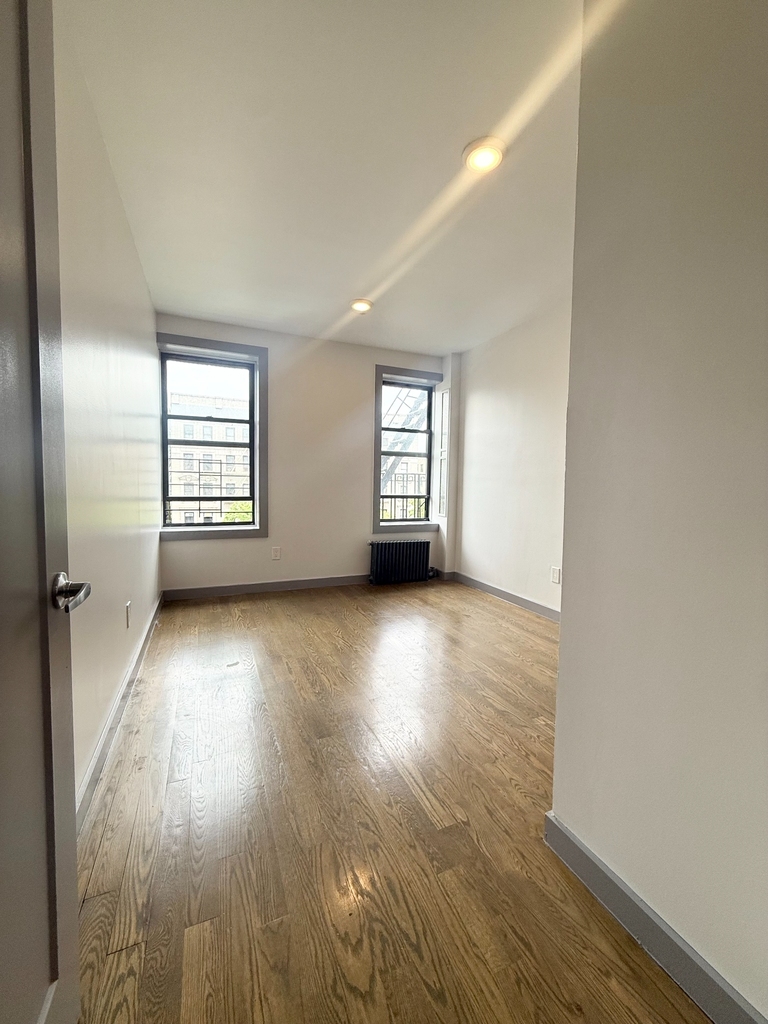 601 West 151st Street - Photo 0