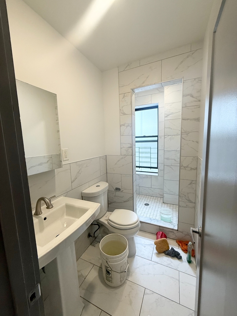 601 West 151st Street - Photo 3