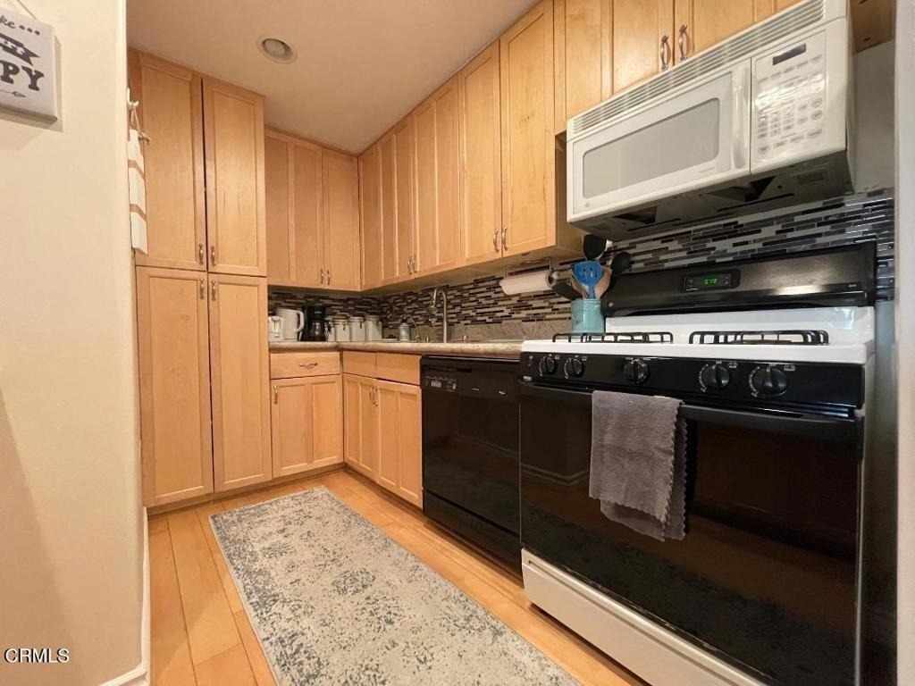 671 Bluewater Way - Photo 11