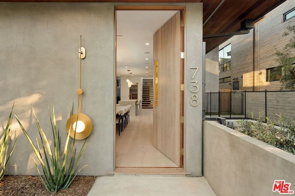 738 Palms Boulevard - Photo 24