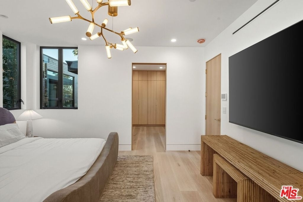 738 Palms Boulevard - Photo 29