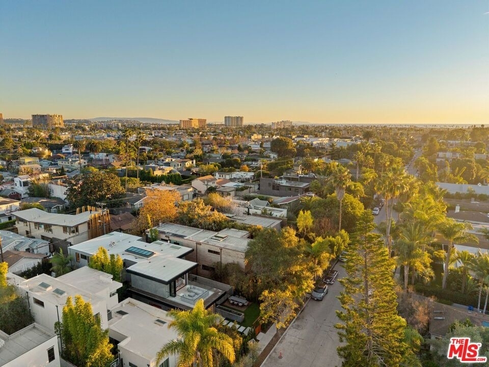 738 Palms Boulevard - Photo 30