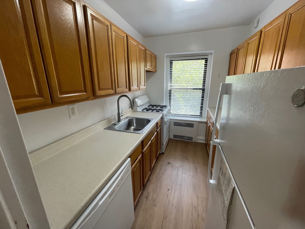 88-11 63rd Drive - Photo 3