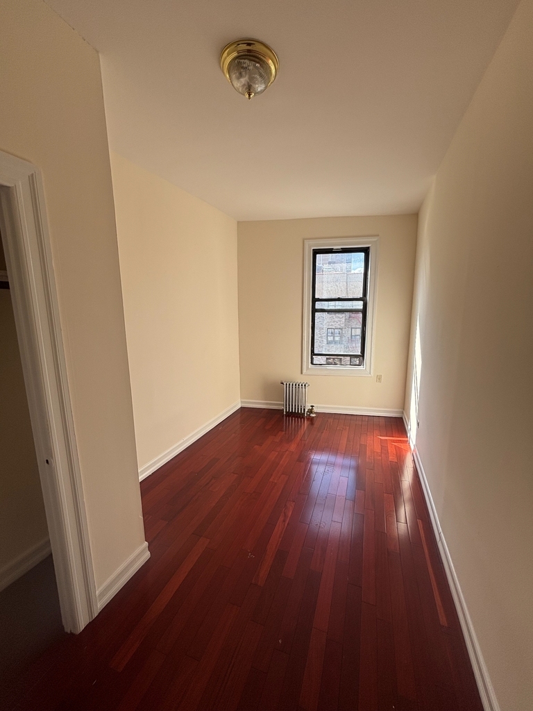 West 172nd Street - Photo 5