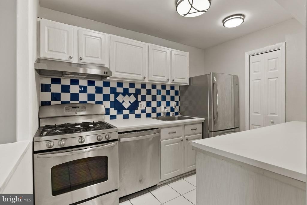 12654 Dara Drive - Photo 10
