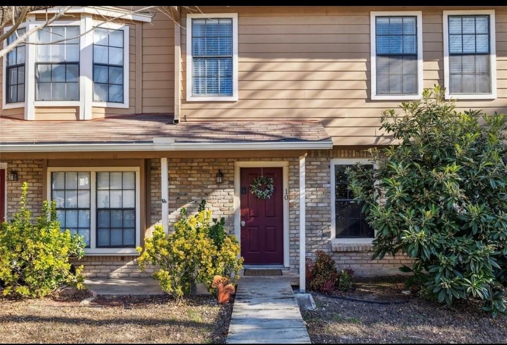 11404 Walnut Ridge Dr - Photo 0