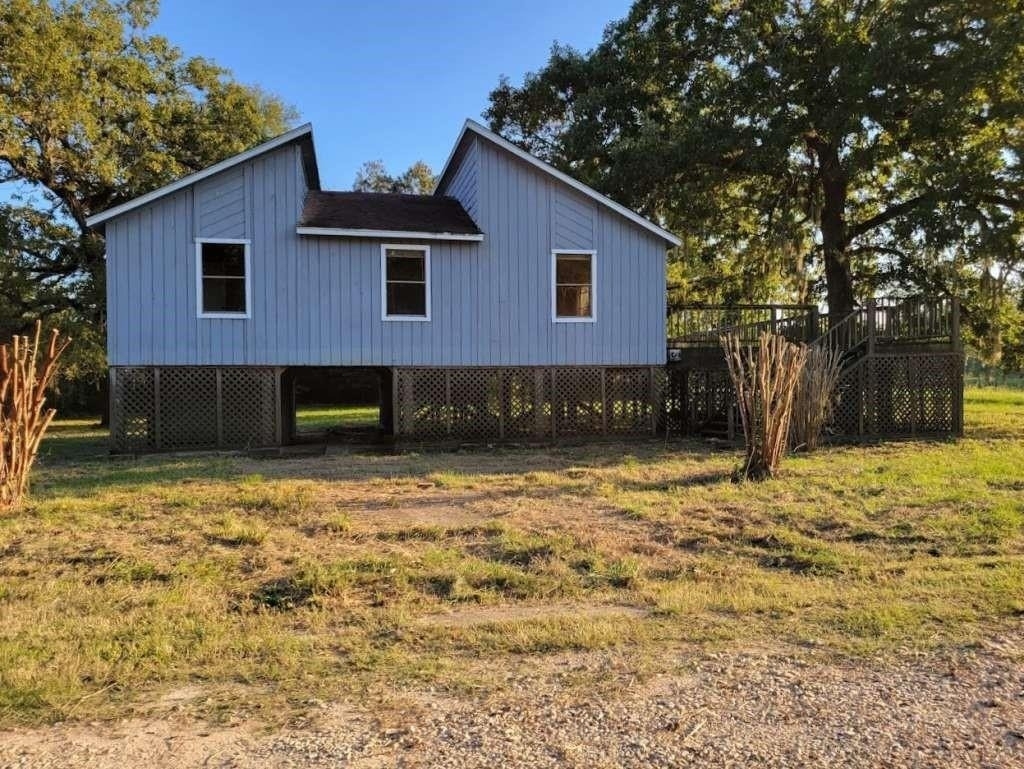 236 Adelaide Drive - Photo 2